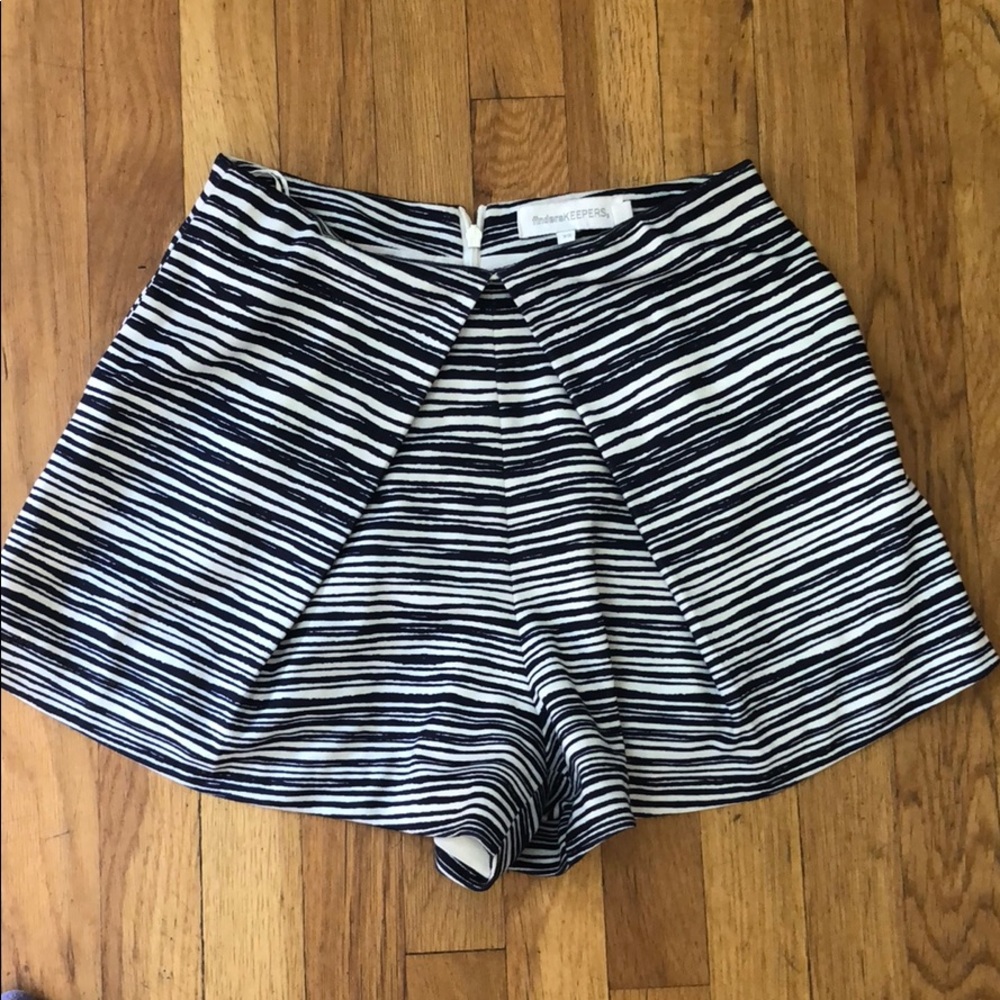 Finders Keepers Skirt / shorts